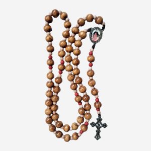 Terço Nsa. Mãe dos Sacerdotes em Madeira de Oliveira Grande com Crucifixo Ouro-Velho